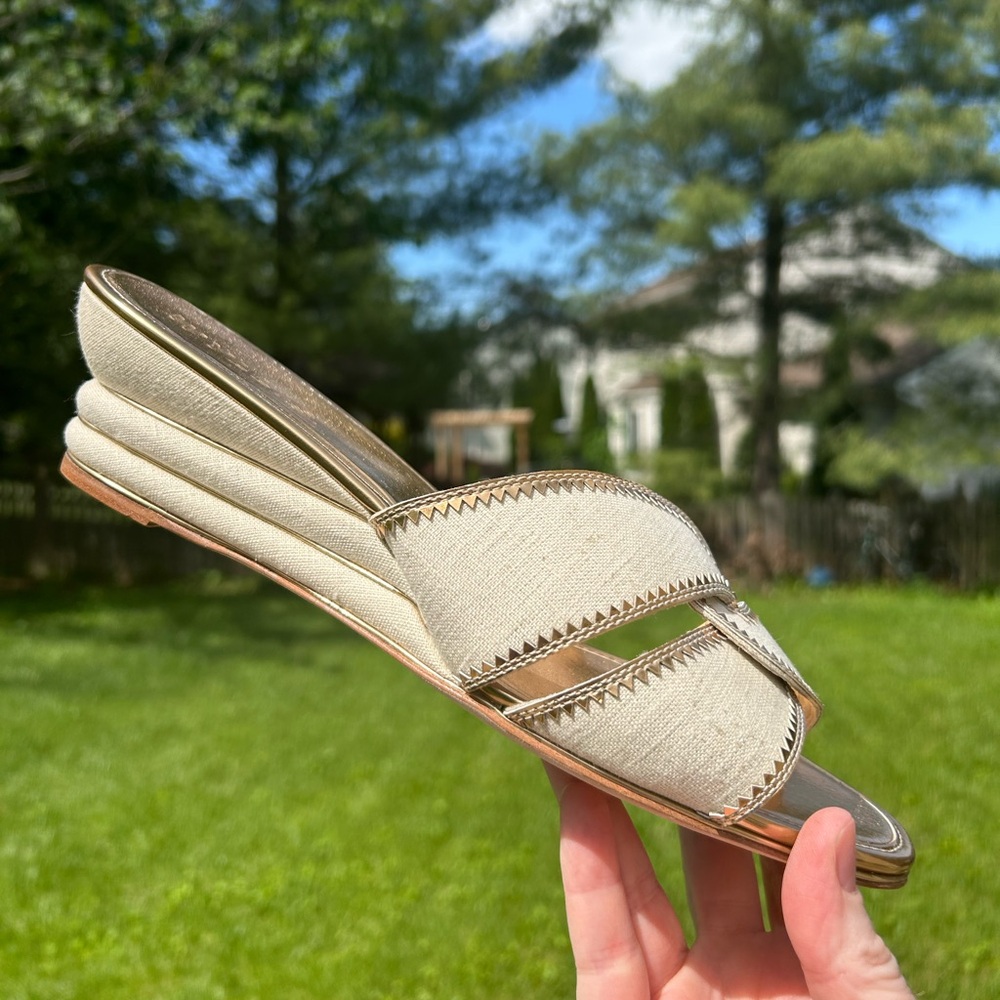 Wyllis Izidora Linen Gold Zigzag Trim Wedge Slides Architectural Heels 11
